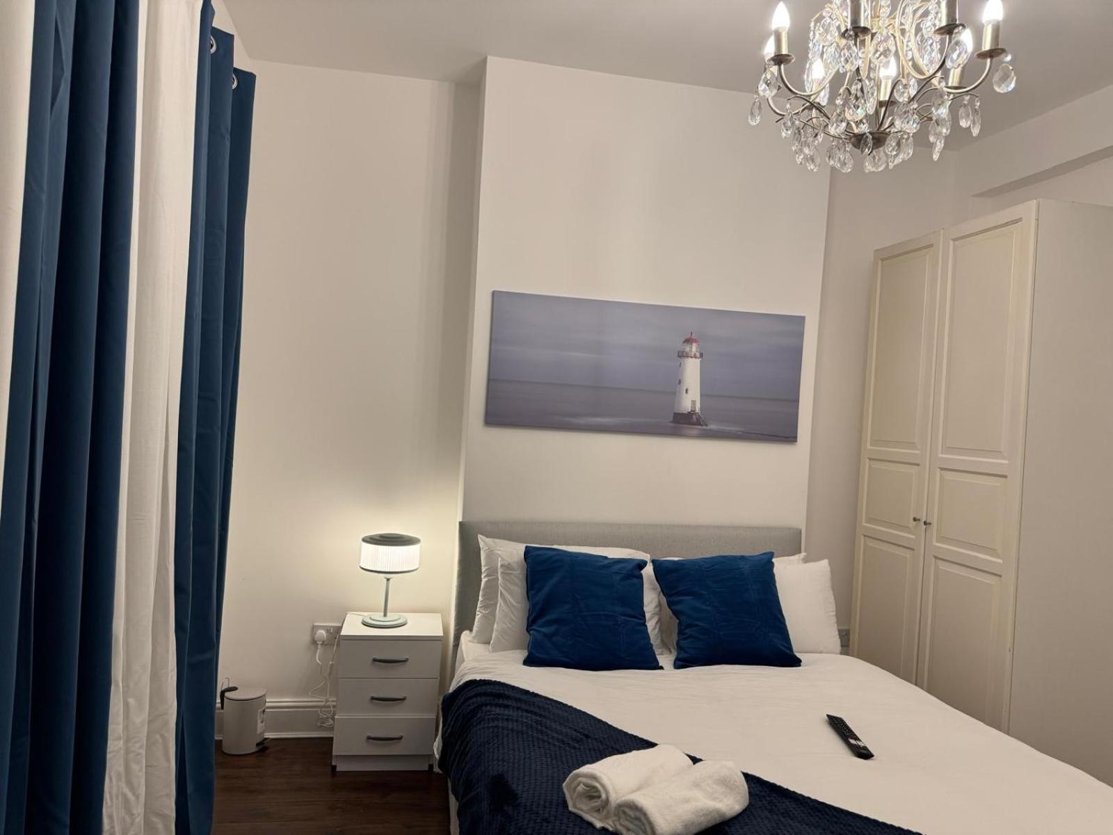 Riverside Haven Guest house *