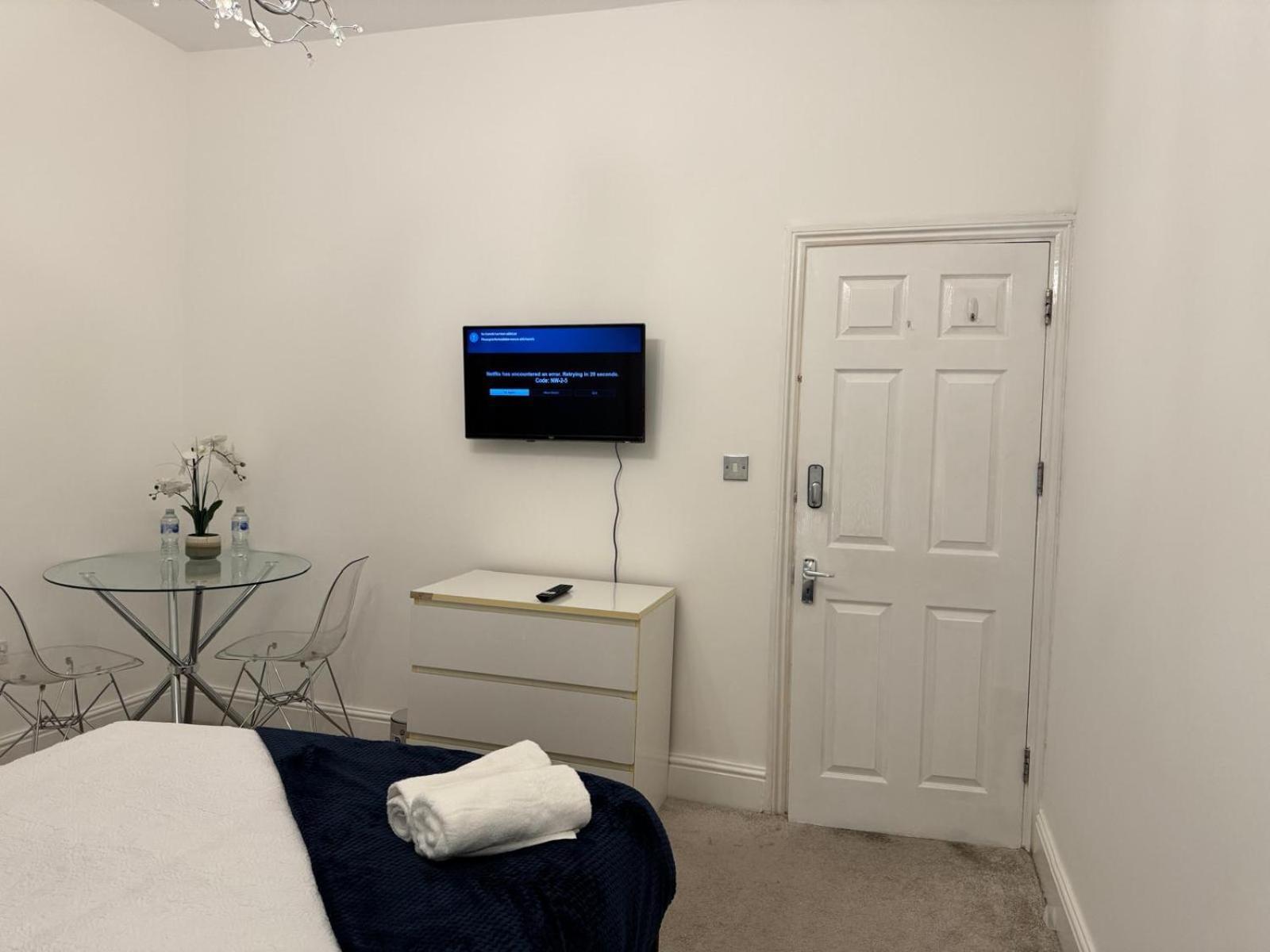Riverside Haven Londra