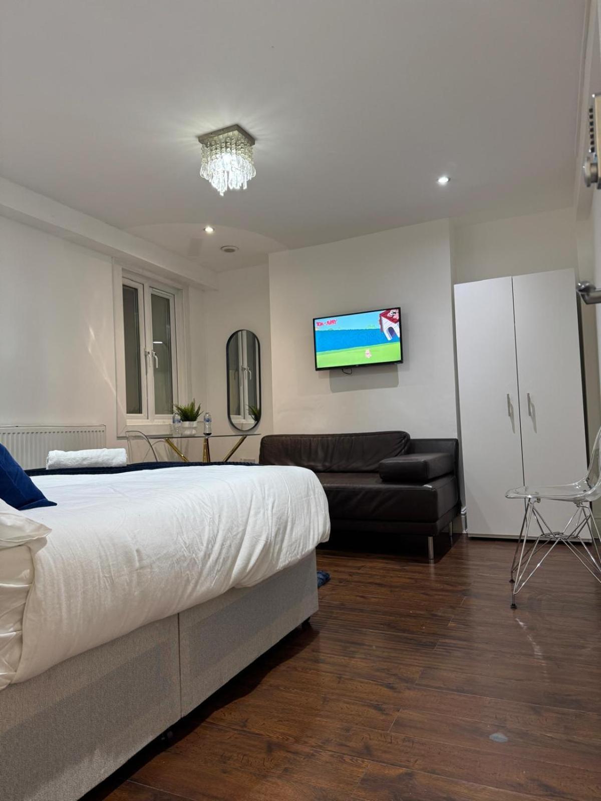 Riverside Haven Affittacamere *